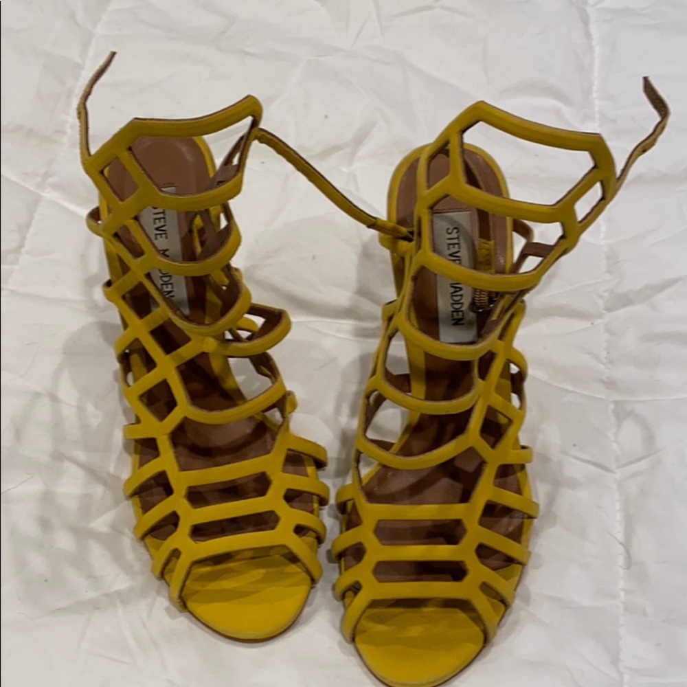Yellow Steve Madden heels